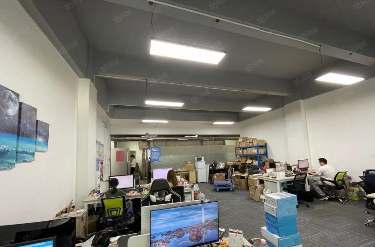 丹竹头地铁口边新出楼上300平现成装修办公室仓库厂房出租