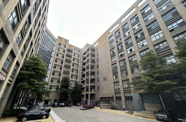 全新红本厂房可办环评200平起分布吉地铁口4000平原房东