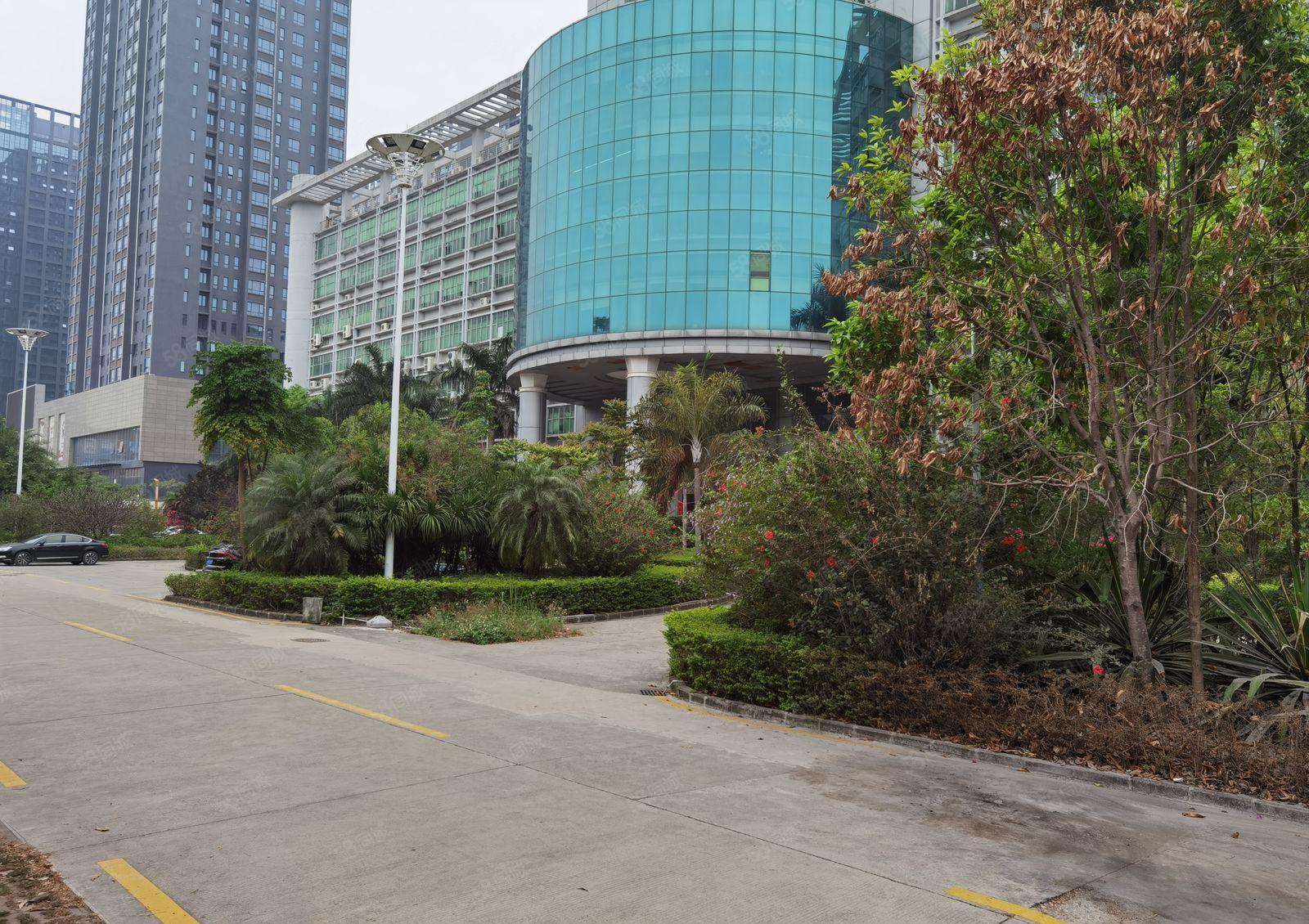 布吉利郎原房东工业园500平米精装办公室厂房仓库出租,可分租