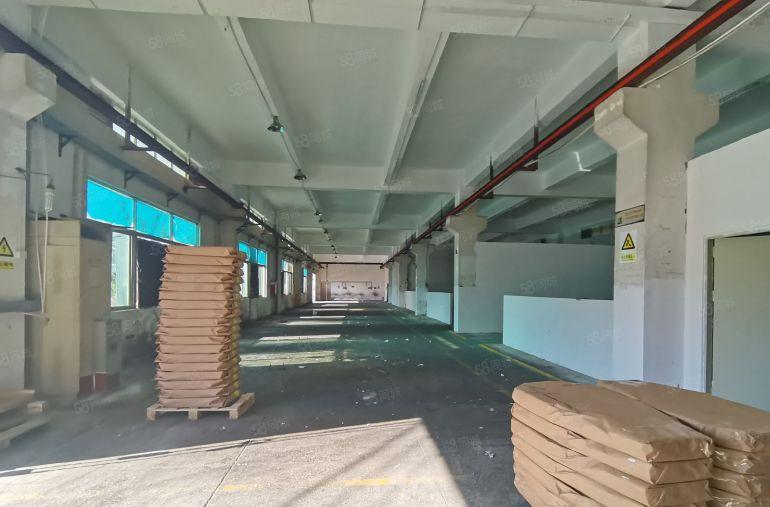 布吉达成工业区独院1150平层高6米原房东仓库厂房出租可分租