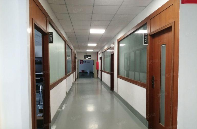 丹竹头地铁口原房东实际面积楼上888平厂房出租！