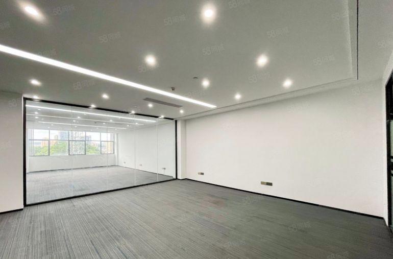 康桥花园旁精装5加1格局376平出租（全新装修）