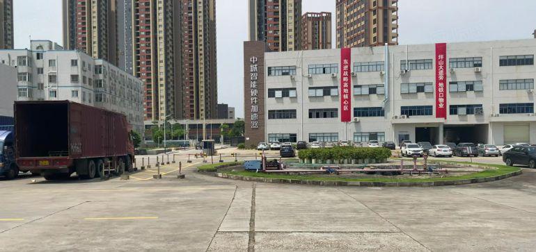 特价18块租布吉地铁站原房东特价厂房仓库500平可分租