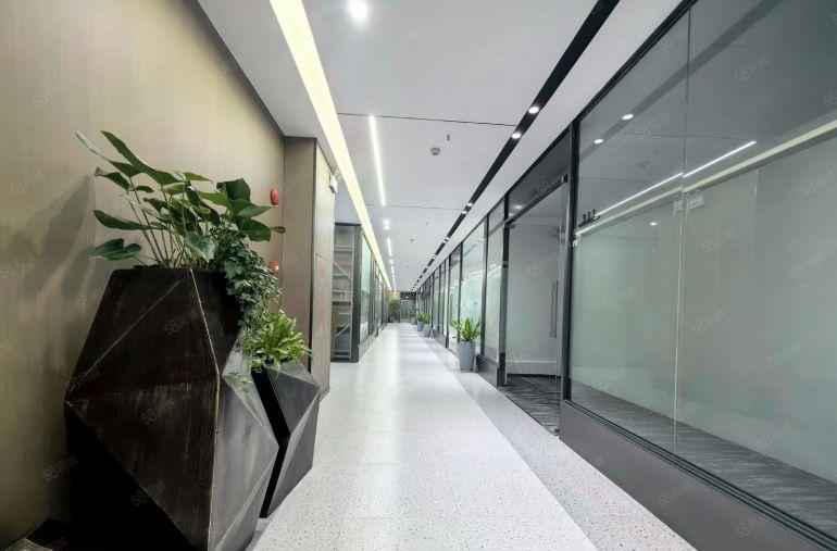 布吉上李朗地铁口工业园楼上500平精装修办公室仓库