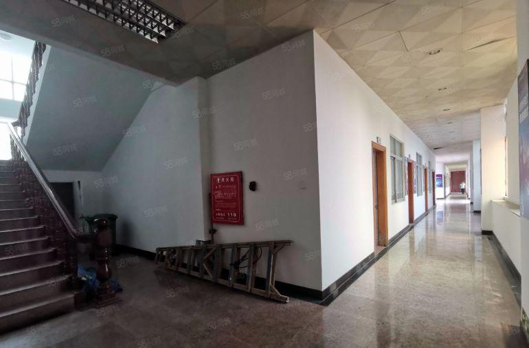 龙岗上李朗原房东新改造工业园3000平独栋厂房出租