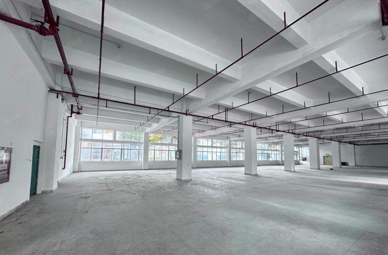 李朗联创科技园 1555平花园式一楼厂房出租 可自由分割