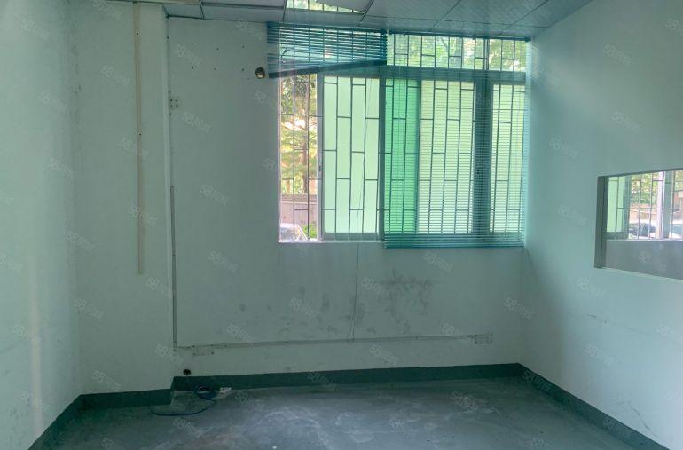 低价出租！布吉丹竹头工业园楼上新出1200平可精装修仓库厂房