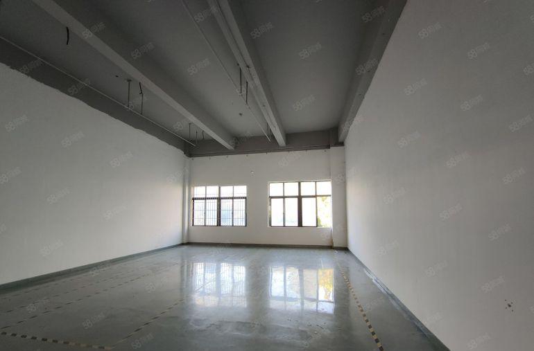 布吉原房东全新红本厂房一楼1200平方实际面积出租.