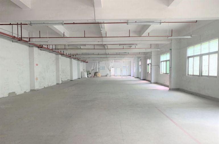 布吉丹竹头地铁口原房东工业园楼上880平带装修仓库厂房出租