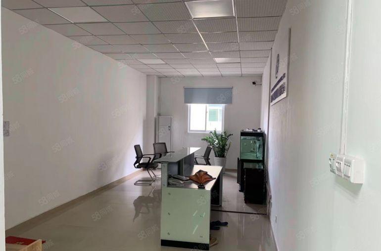 布吉南岭现成装修800平方可分，电商仓库办公