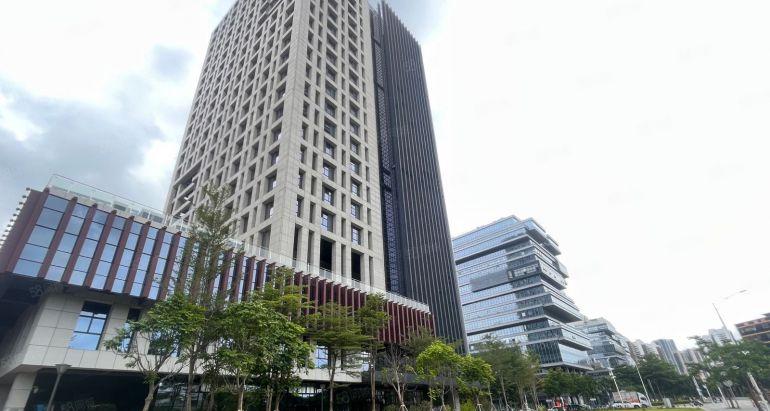 光明地铁口附近整层带家私红本厂房低价出租 园区仓库低价出租转