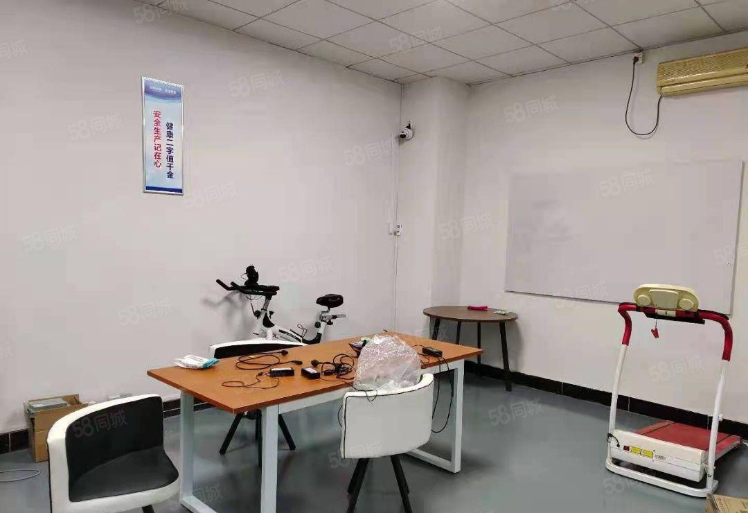 光明新围大型园区楼上600平方，装修水电齐全12000打包