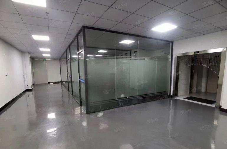 公明楼村精装一楼厂房出租1770平价格便宜30元全包，带行车