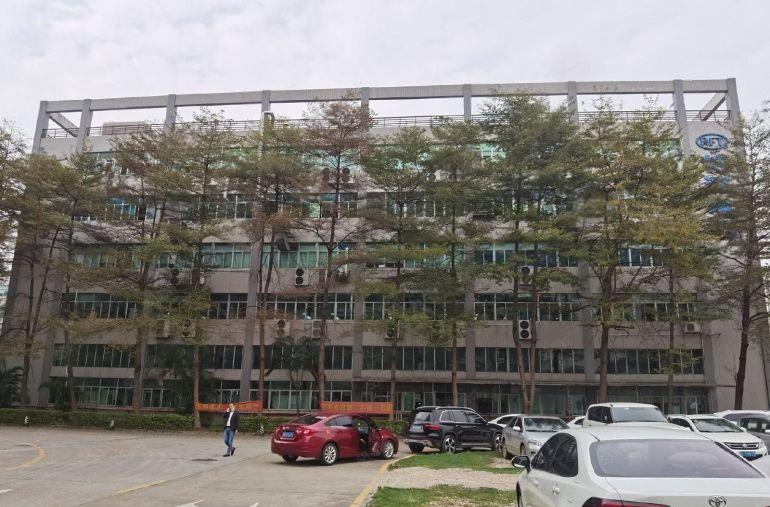 光明百花洞200平至500平1000至2000平标准厂房出租