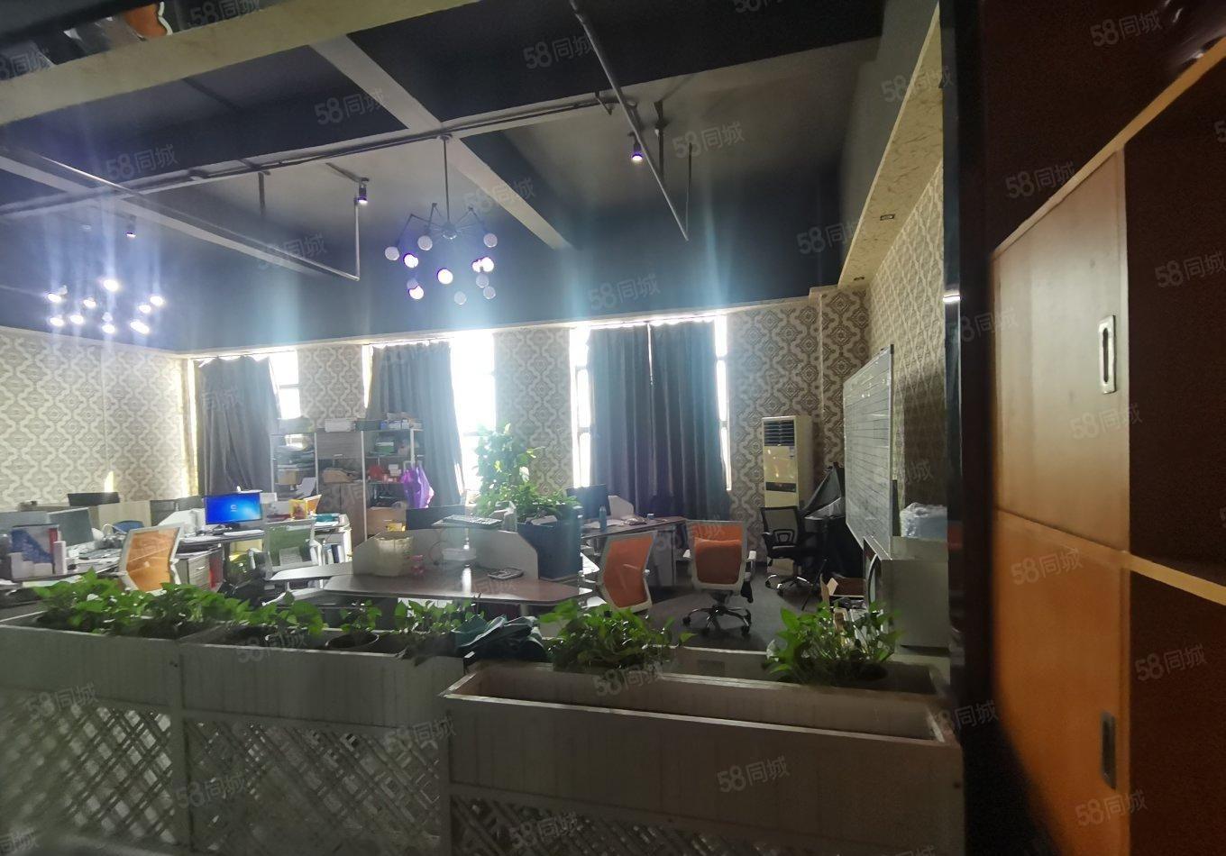 光明新区新出田寮带红本800平厂房可分租一半