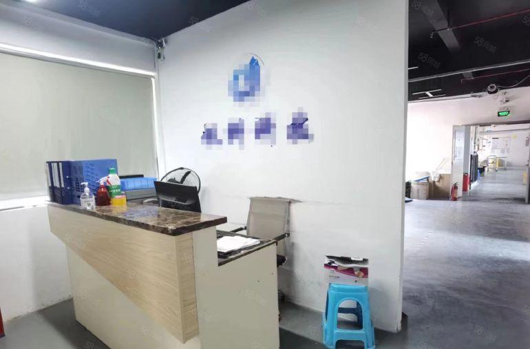 公明下村厂房出租（整层400平可做电子，办公贸易，电商仓库）