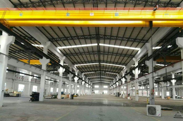 公明独院钢构厂房出租4200平高9米（带红本，可分700平）