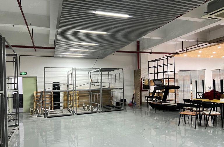 光明科学城1350平精装修厂房仓库办公室低价出租原房东地铁口