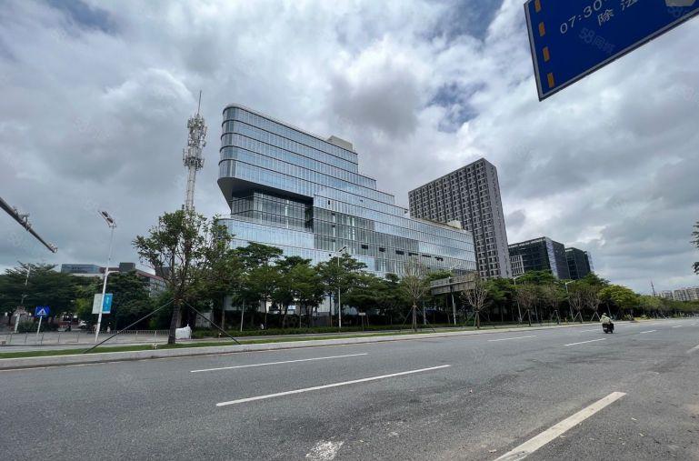 光明长圳地铁口开发商使用率9成 红本3顿货梯