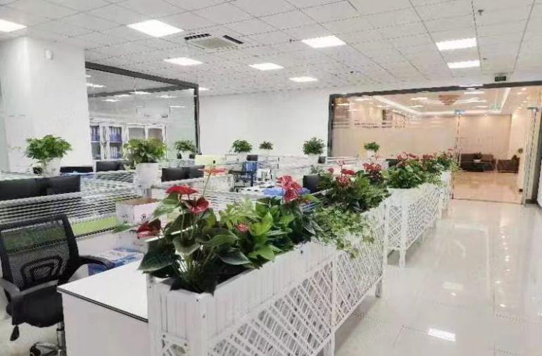 公明田寮厂房4000平可分800平起，5G通迅，电子，设备