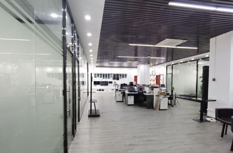 免费送精装修办公室加无尘车间光明将石原房东楼上1580平急租