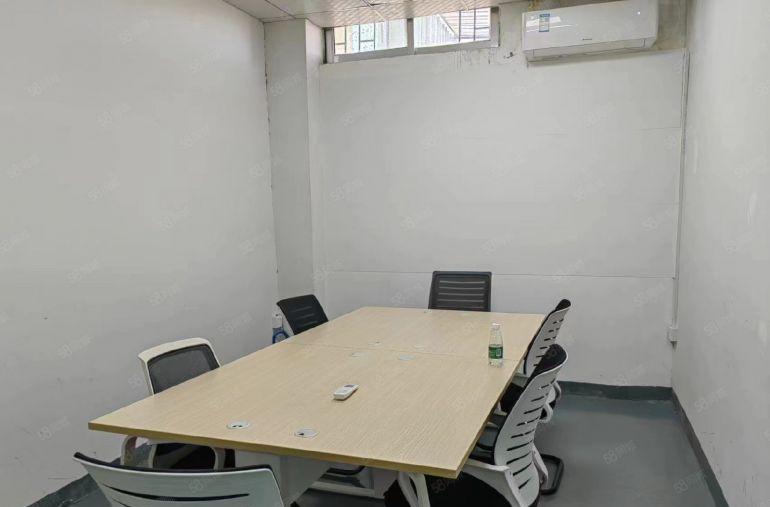 （非诚勿扰）本人现有公明玉律厂房出租1200平，精装无转让费