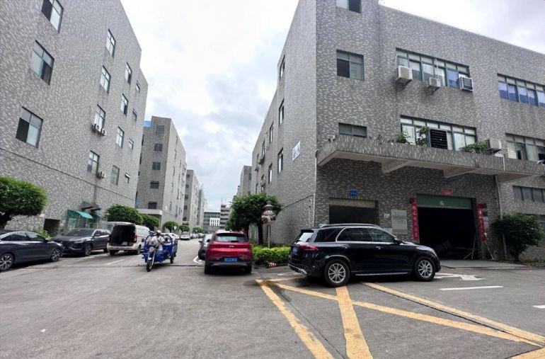 光明楼村一楼1200平精装，高6米，带牛角，大型园区可进拖头