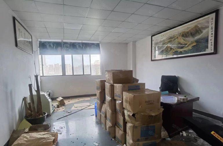 公明李松朗原蓝牙耳机厂房出租（1000平带电池仓，无转让费）