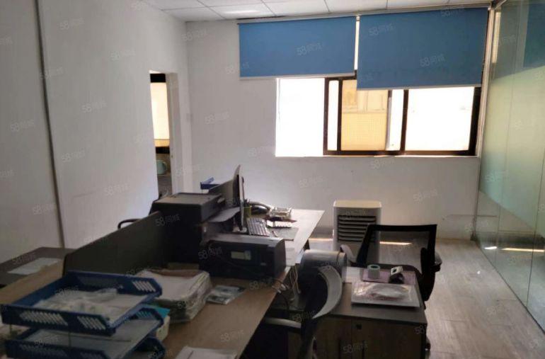 靓盘推荐公明东坑550平精装厂房出租（一整层，好利用）易招工