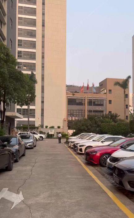 （光明公明马田街道）精装修厂房，仓库出租1600平带卸货平台