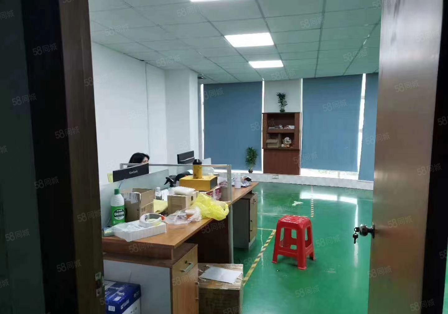 光明塘尾新出楼上800平精装修厂房