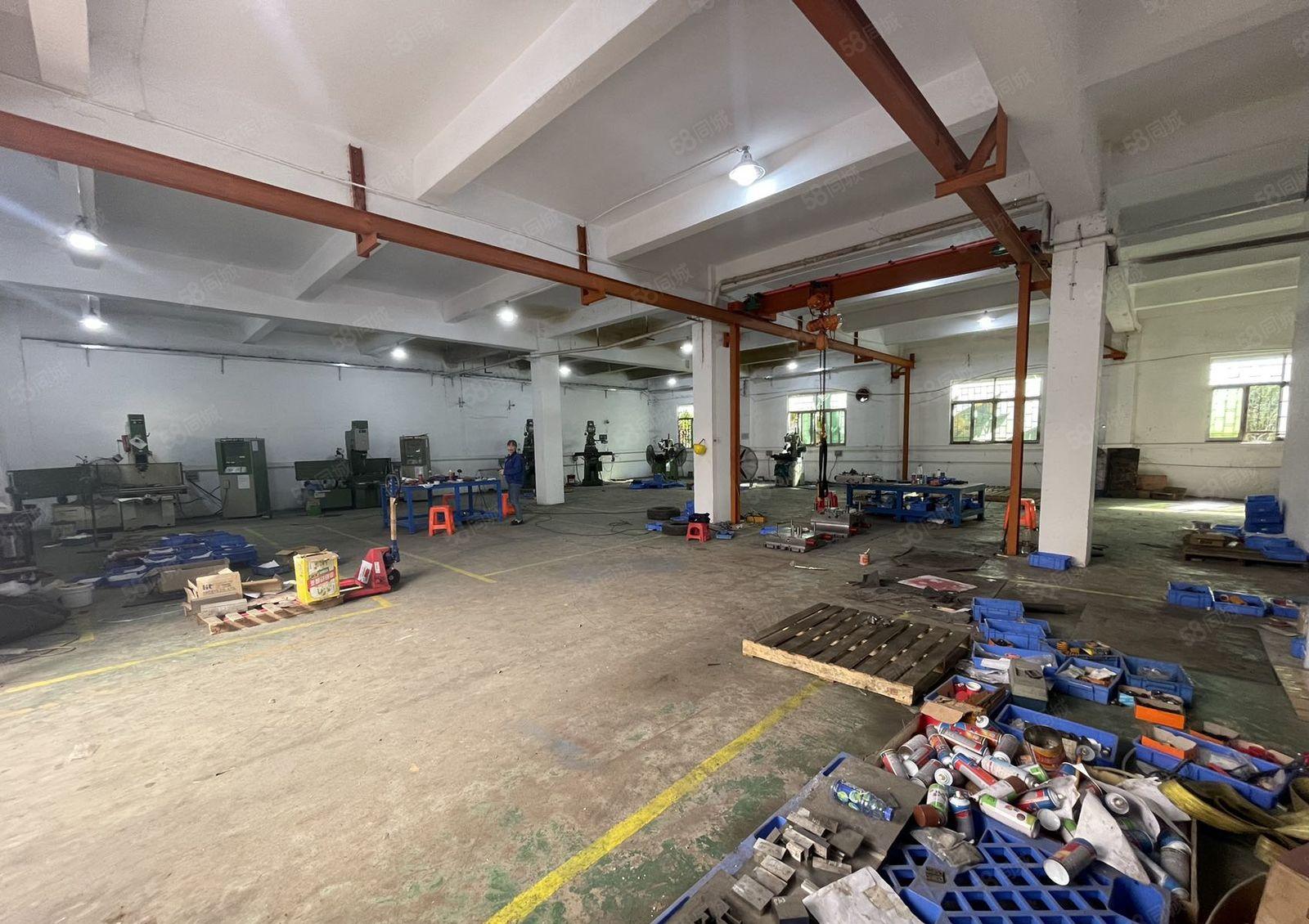 光明东坑新出一楼标准厂房650平带装修