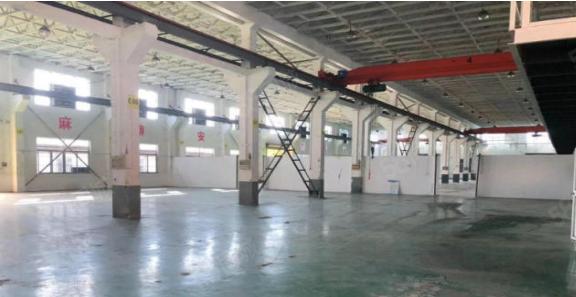 公明地铁口附近钢构厂房2200平方独院出租8米高跨度宽空地大