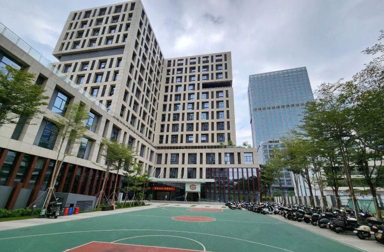 光明免租6个月地铁口红本高新全新厂房低价出租精装修医疗产业园