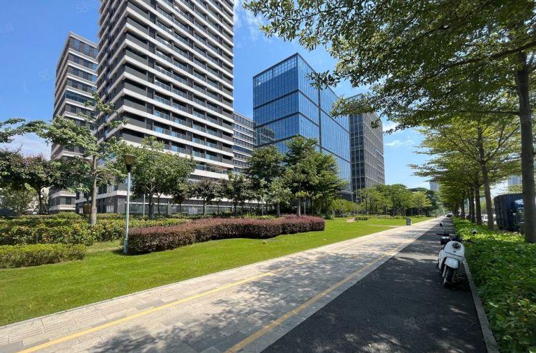 出租地铁口花园式红本国有园区楼上450平，免租6个月起