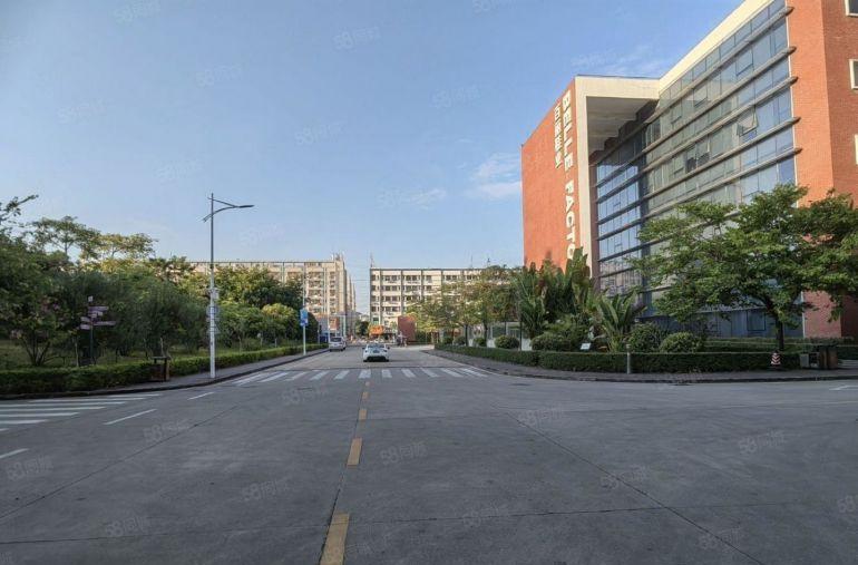 光明原房东红本低价豪华装修厂房出租2200平，仓库出租可分租