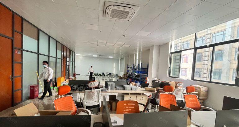 光明公明430平地铁口精装修无尘车间厂房仓库空地楼上低价出租