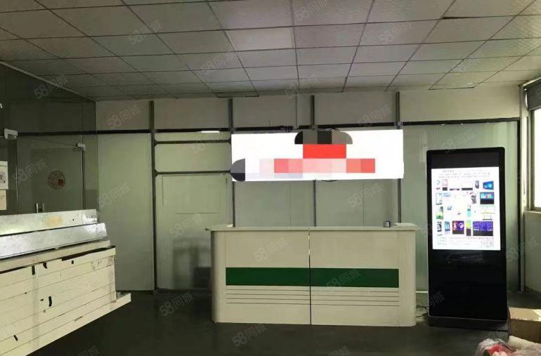 公明原房东厂房出租1550平3吨货梯，带消防喷淋，好招工