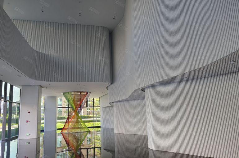 免租6个月光明公明甲子塘高新产业园全玻璃幕墙大货梯开口1米8