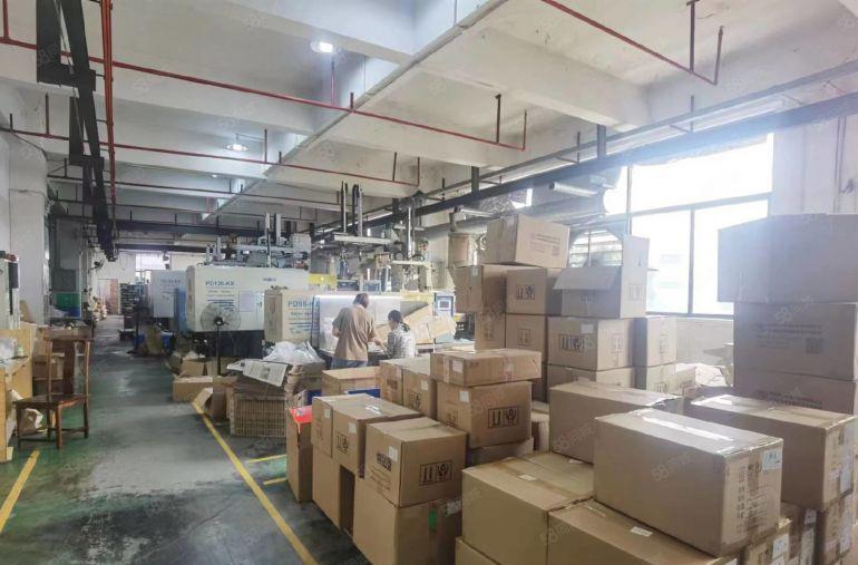 公明西田原注塑厂房出租（880平，带行车，吊机口，价格便宜）