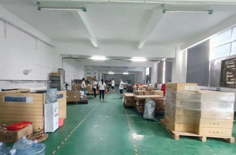 公明楼上精装修厂房带无尘车间单层1430平厂房出租