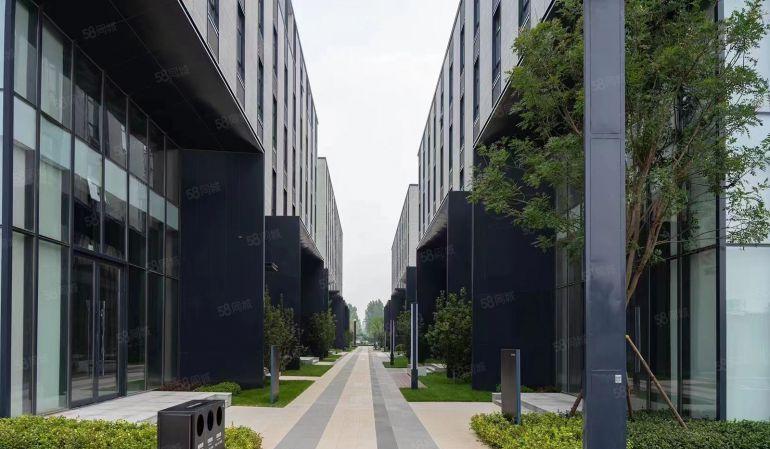 业主直租，项目位于珠海高新区,制造业厂房,十年不涨租.