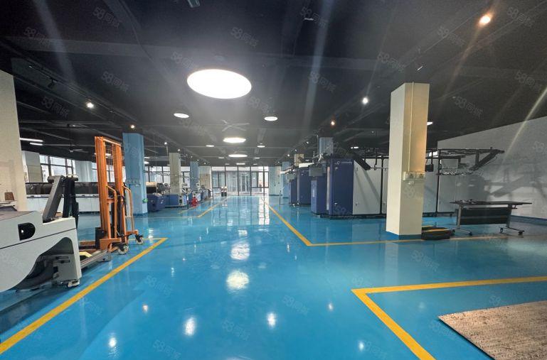 300起租！光明地铁口高新园一楼整层出租，适合研发 办公展厅