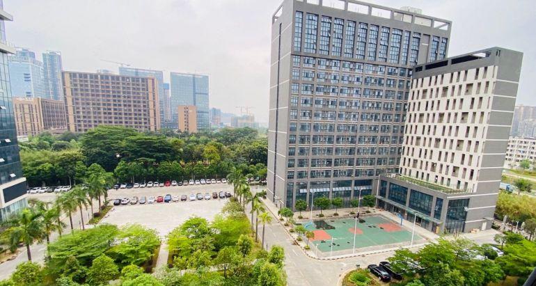 免租6个月光明地铁口产业园2000平，200起租厂房仓库出租