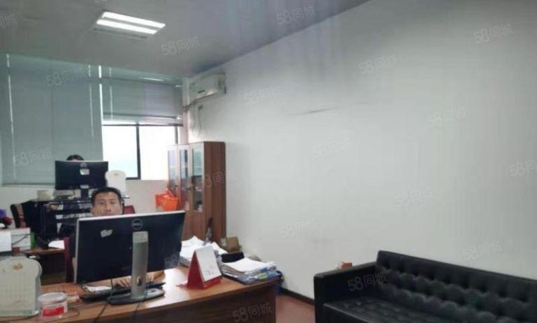 （实际面积出租）公明东坑3楼1200平精装无转让费，好招工