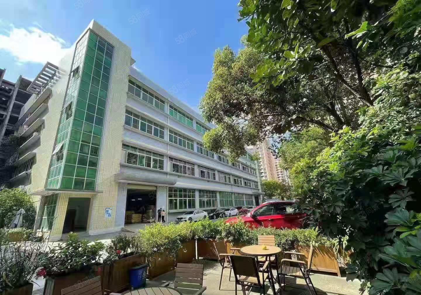 公明光明大道边上新出厂房独门独院13层6600平方交通便利