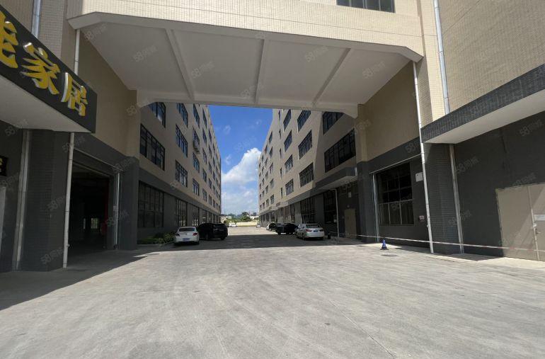 光明国企高新企业开发商直租厂房2300平方出租带租金人才补贴