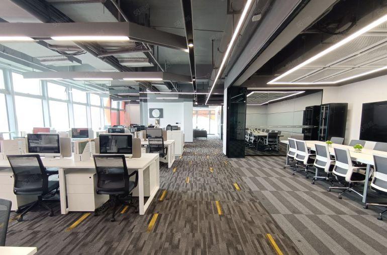 免租期6个月光明凤凰城33万平政府补贴高新产业园200平起分