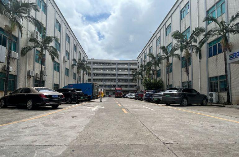 形象好！光明公明马山头楼上精装整层2100平厂房出租