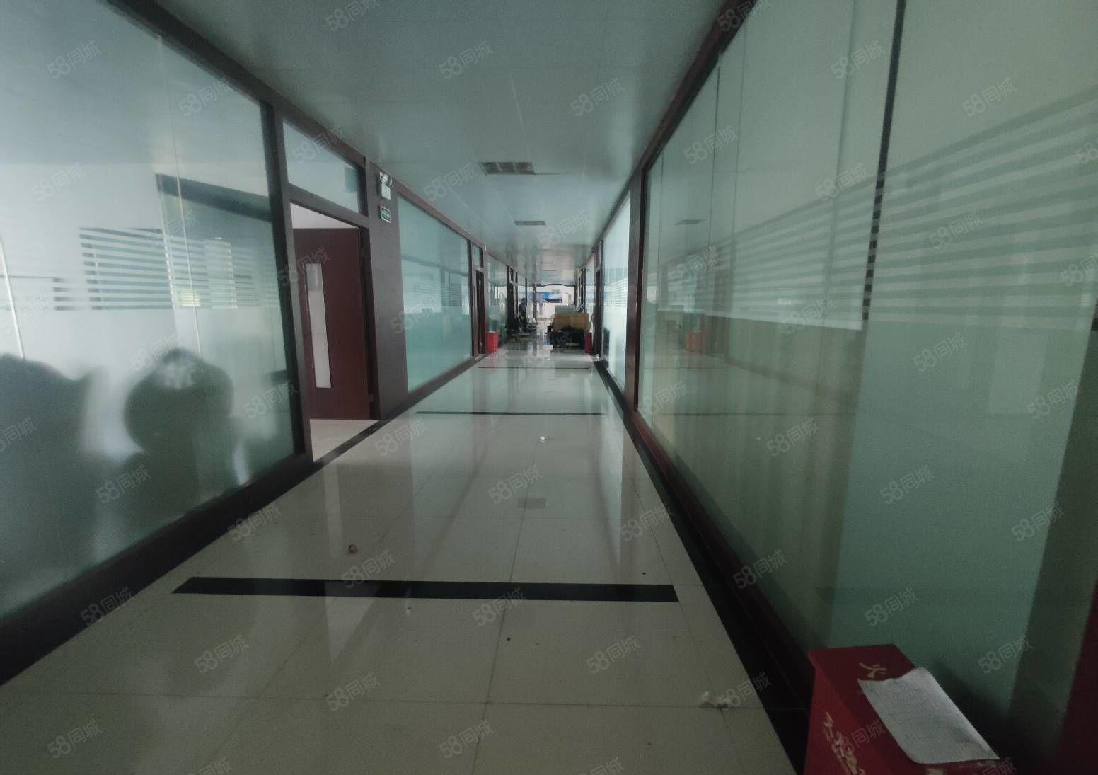 光明南光高速口新出两层厂房4500平原房东带红本厂房！